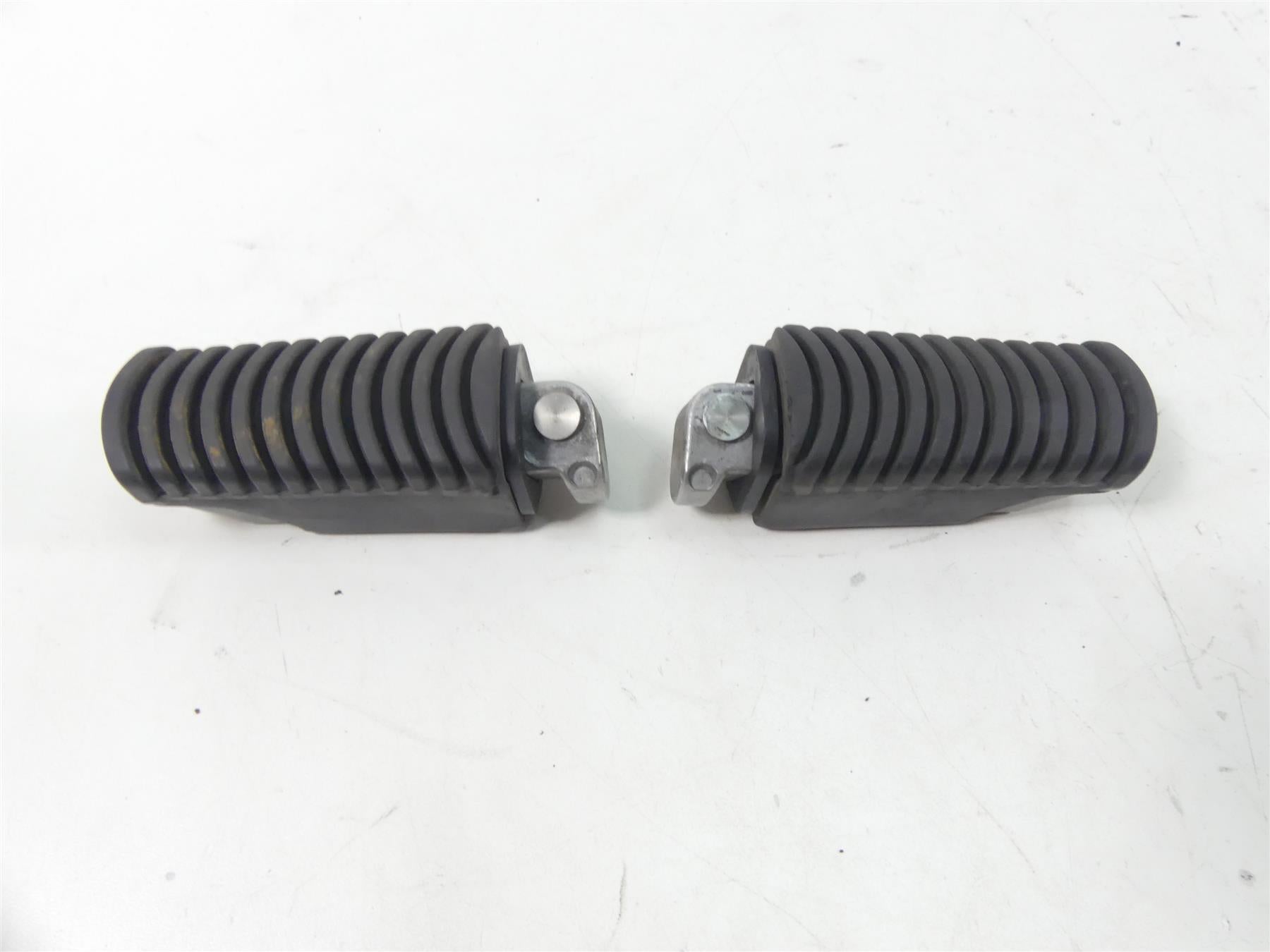 2011 BMW R1200GS K255 Adv Rear Passenger Footpeg Foot Peg Rest Set 46712310403 {{ shop.shopifyCountryName }} - Mototech271