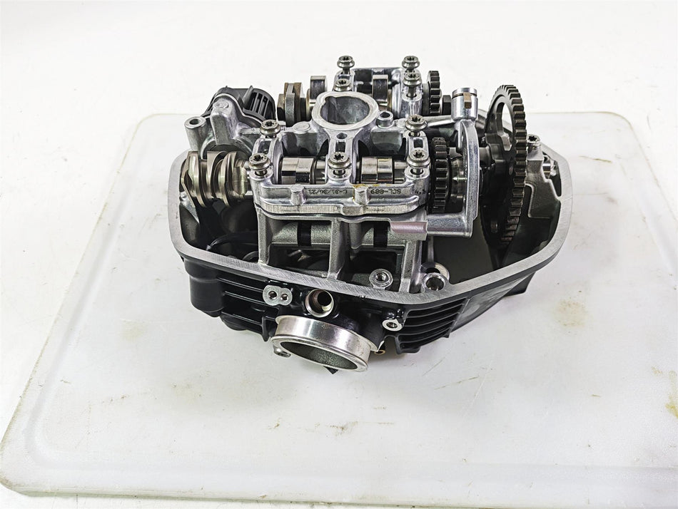 2022 BMW R1250 RT K052 Right Cylinder Head Cylinderhead -Read 11128504124 {{ shop.shopifyCountryName }} - Mototech271