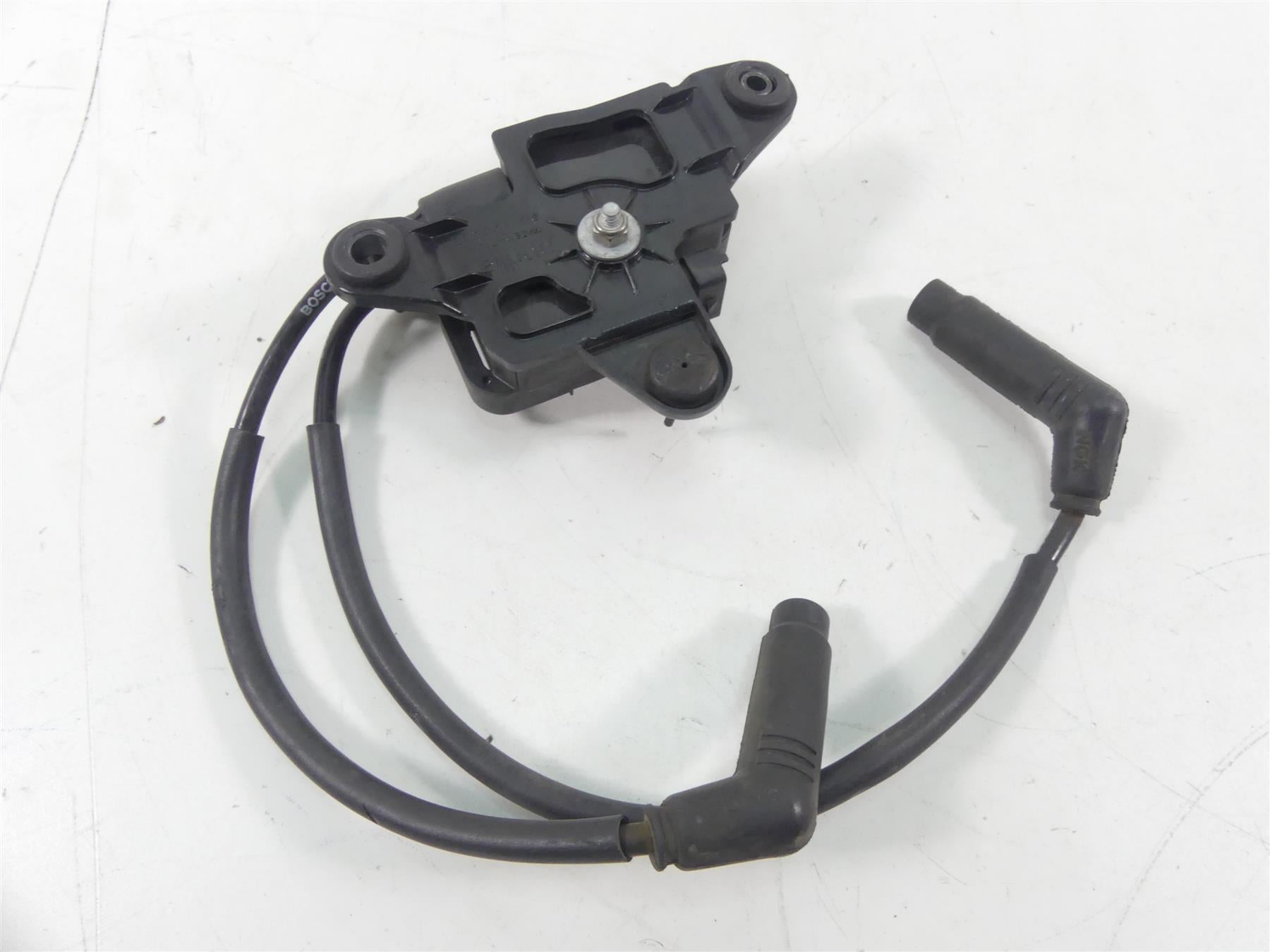 2004 Aprilia RSV1000 R Mille Ignition Coil Wire Plug Set AP0266070 {{ shop.shopifyCountryName }} - Mototech271