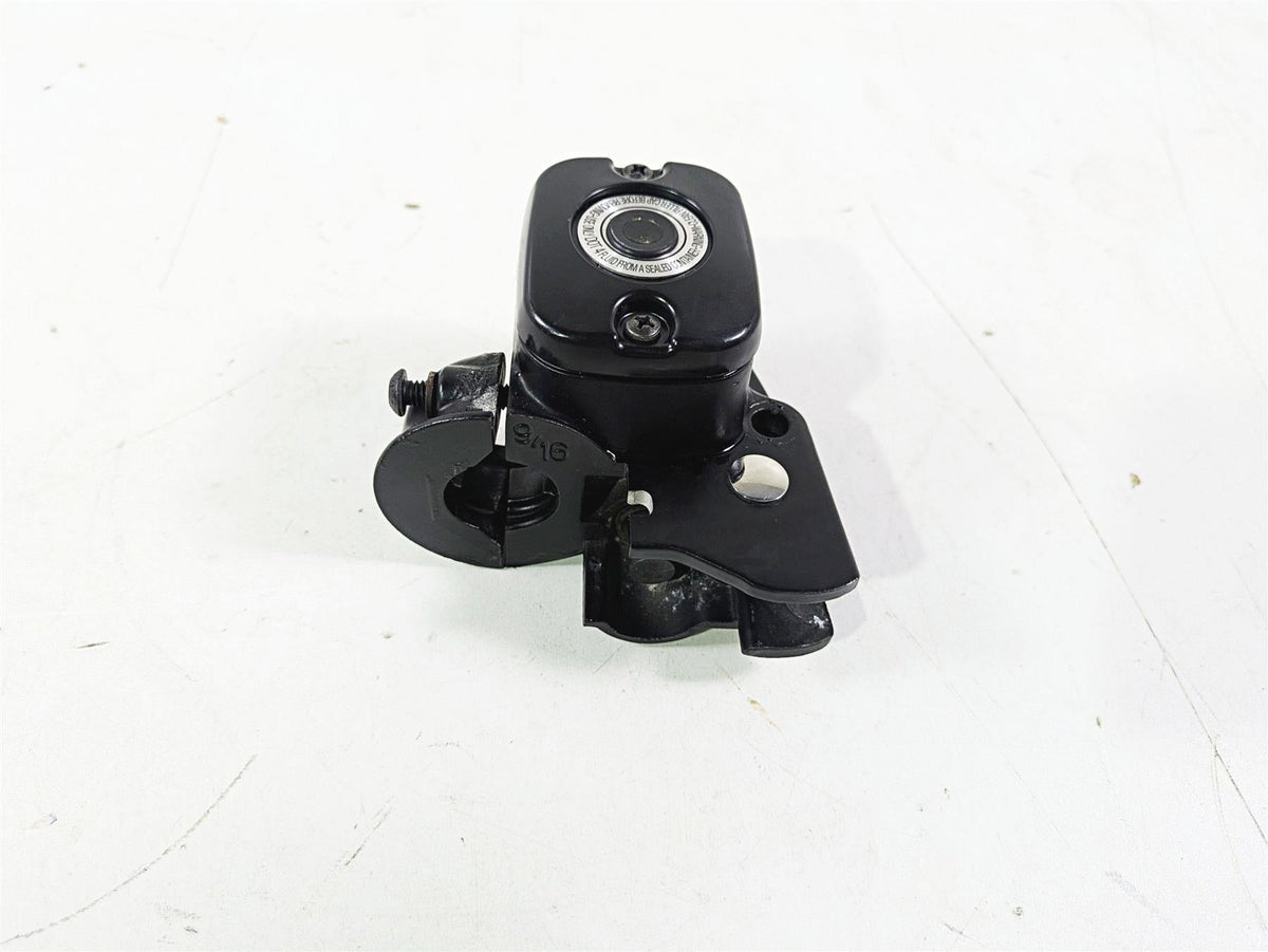 2009 Harley FXCWC Softail Rocker Front 9/16" Brake Master Cylinder 45064-08 {{ shop.shopifyCountryName }} - Mototech271