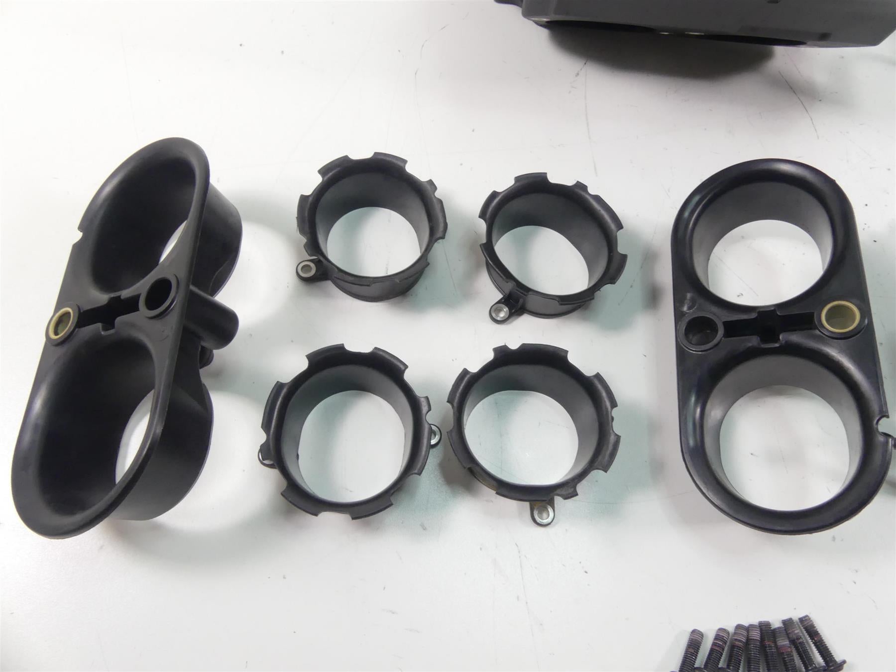 2020 Ducati Panigale 1100 V4 S SBK Mikuni Throttle Body + Air Box Set 28221212B {{ shop.shopifyCountryName }} - Mototech271