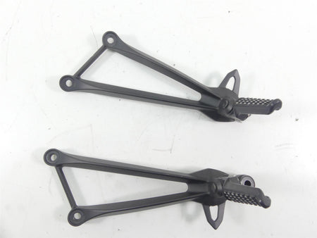 2013 Kawasaki ZX636 ZX6R Ninja Passenger Footpeg Foot Peg Set 35063-0444-18R {{ shop.shopifyCountryName }} - Mototech271