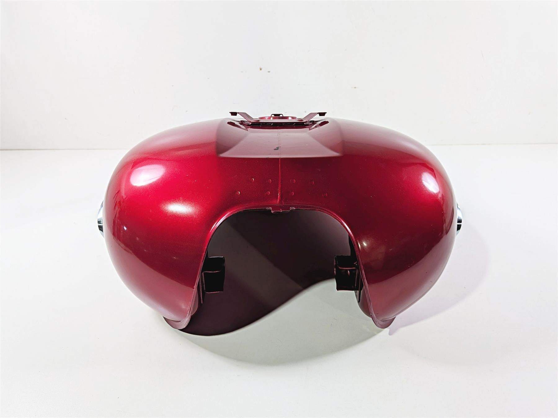 2003 Honda V-Twin VTX1800 C Fuel Gas Tank Durango Red - No Dent 17520-MCH-670 {{ shop.shopifyCountryName }} - Mototech271