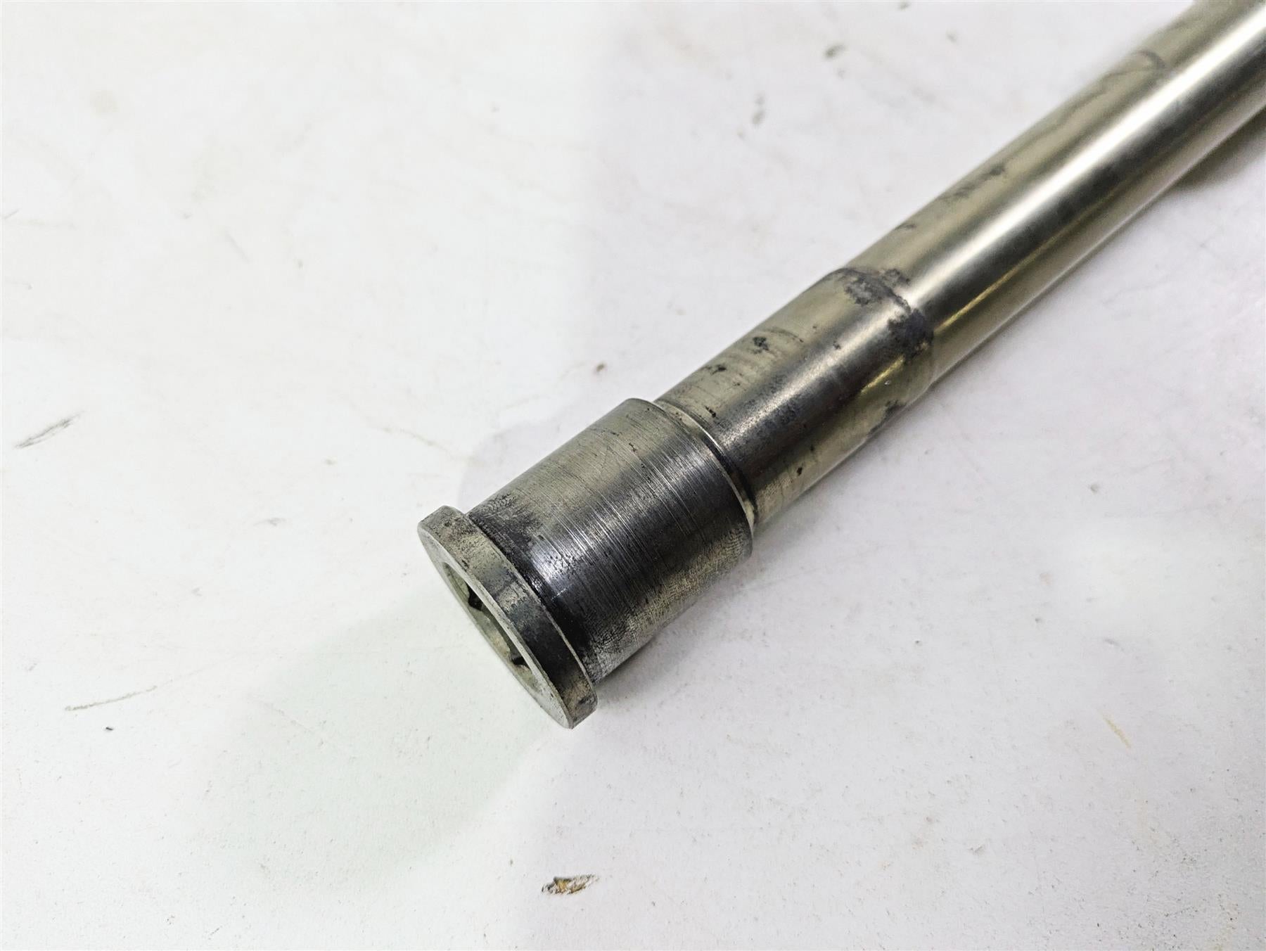 2018 Harley FXBR Softail Breakout Front Wheel Spindle Axle 43000080 {{ shop.shopifyCountryName }} - Mototech271