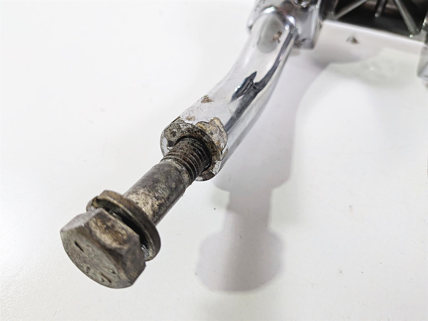 2007 Harley Dyna FXDB Street Bob Handlebar Riser Holder Clamps 5" 56568-86B {{ shop.shopifyCountryName }} - Mototech271