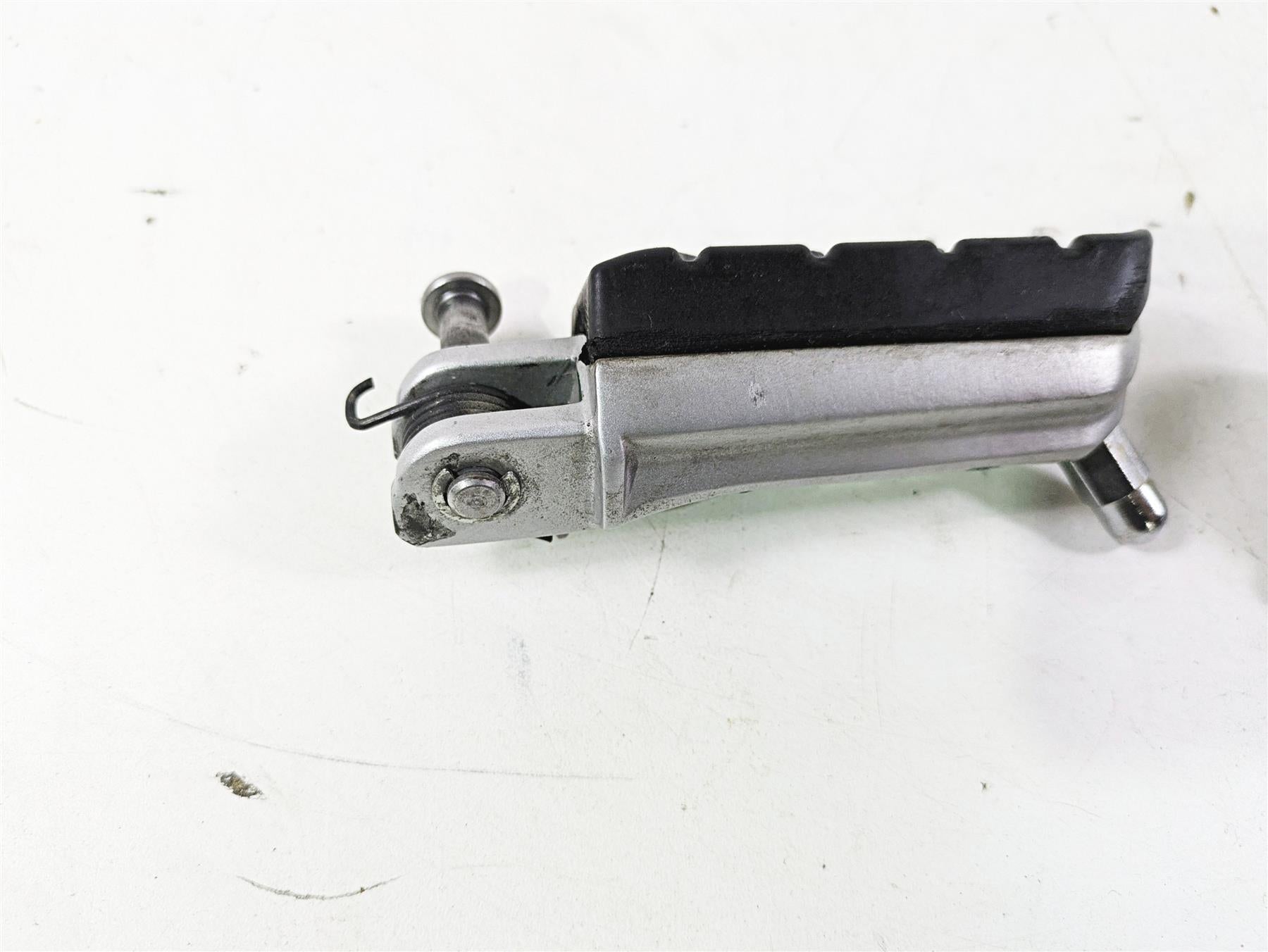 2023 BMW G310R K03 Front Rider Foot Peg Rest Set 46718553971 46718553972 {{ shop.shopifyCountryName }} - Mototech271