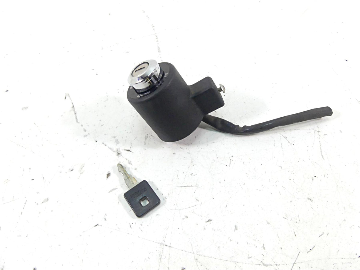 1997 Harley Sportster XL1200 C Ignition Switch & Lock + Key Set 71441-94 {{ shop.shopifyCountryName }} - Mototech271