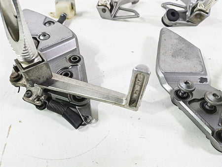 2003 Suzuki GSF1200 Bandit Foot Peg Rest + Shifter & Brake Lever Set 43511-26E02 {{ shop.shopifyCountryName }} - Mototech271