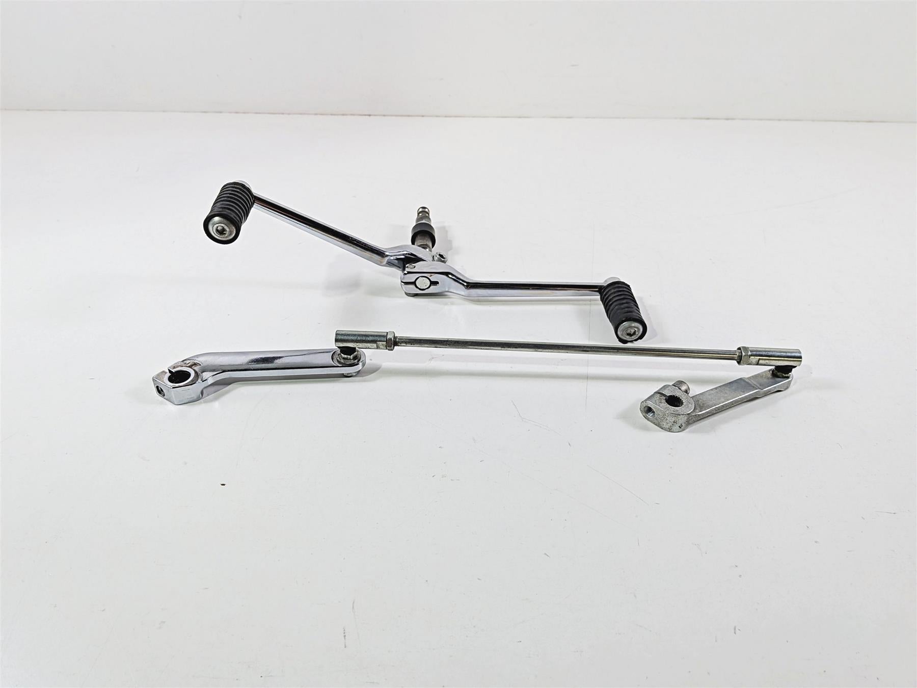 2014 Harley Touring FLHTK Electra Glide Heal Toe Shifter & Linkage 33895-82E-Mototech271