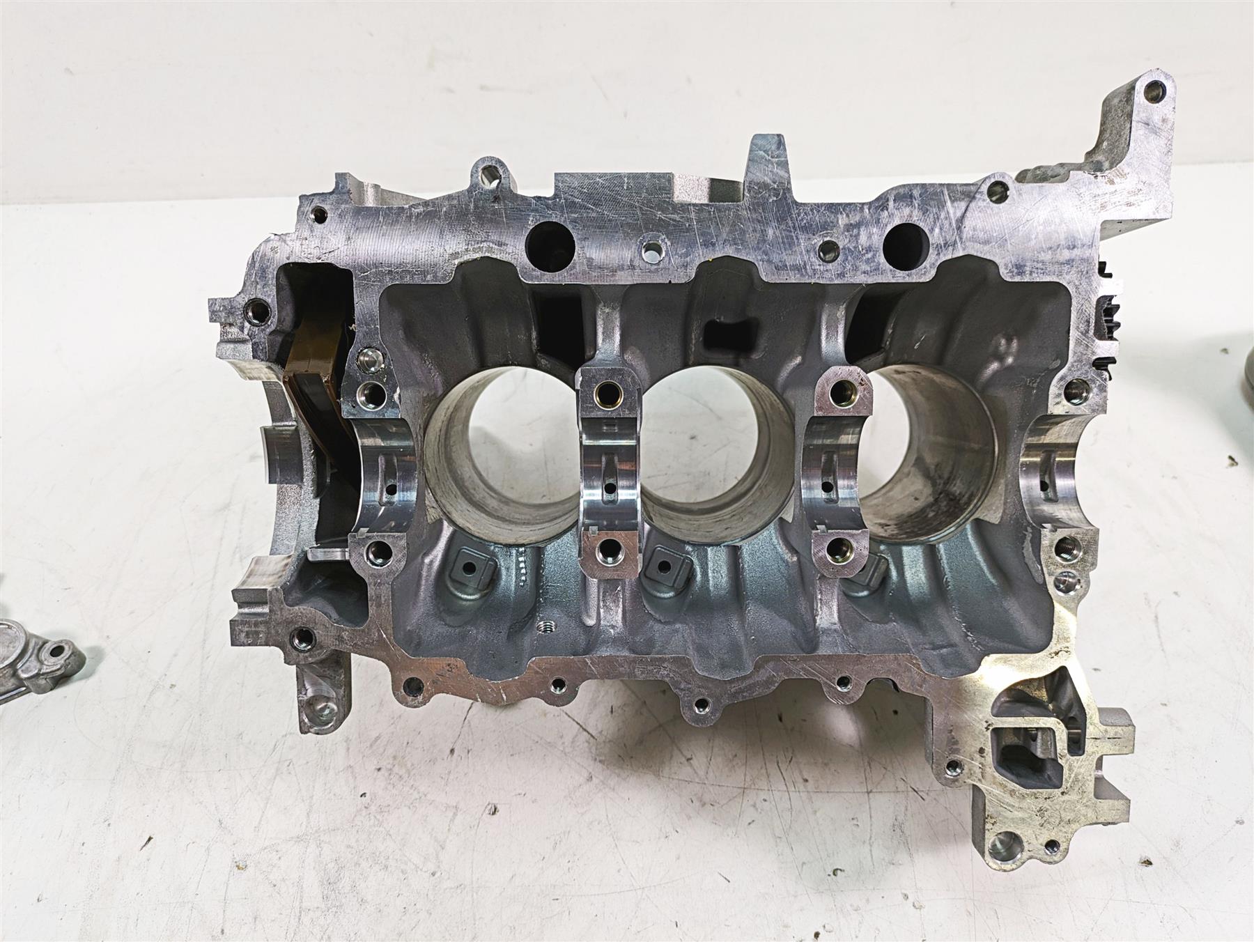2019 Sea-Doo Spark 900 Trixx Crankcase Lower Engine Case - Read 420894026 {{ shop.shopifyCountryName }} - Mototech271