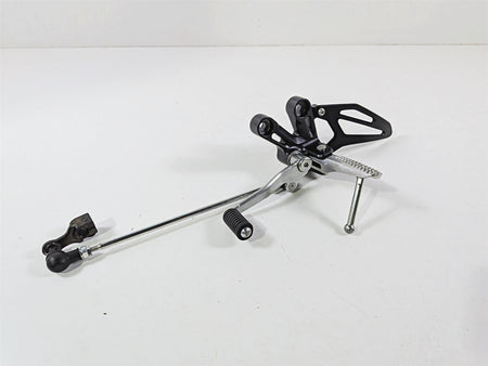 2025 Yamaha YZF R7 Nice Left Front Foot Peg & Shifter BEB-27442-00 BEB-18110-00 {{ shop.shopifyCountryName }} - Mototech271