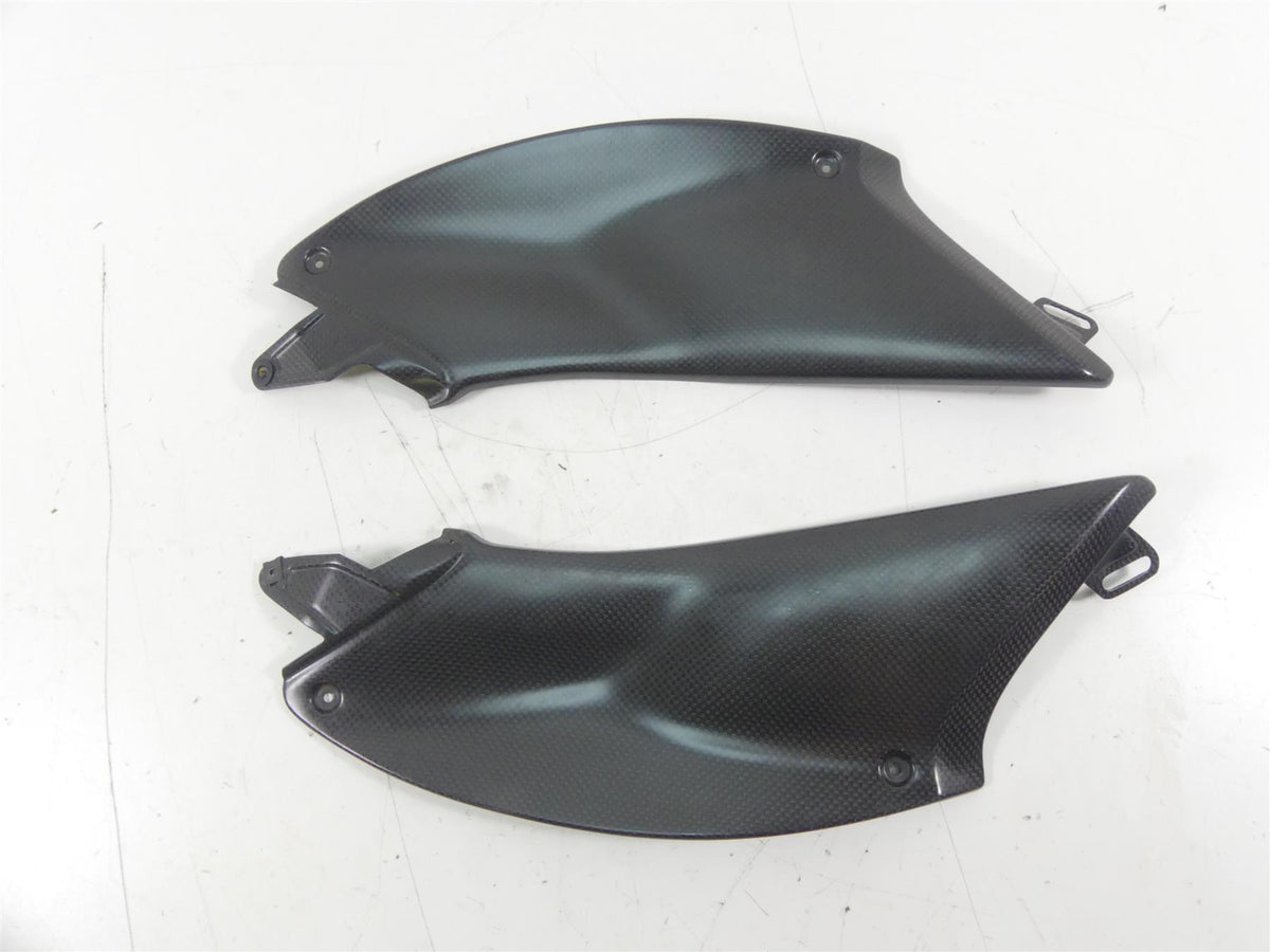 2015 Ducati Diavel Carbon Red Fiber Under Tank Knee Cover Fairing Set 48015241A {{ shop.shopifyCountryName }} - Mototech271