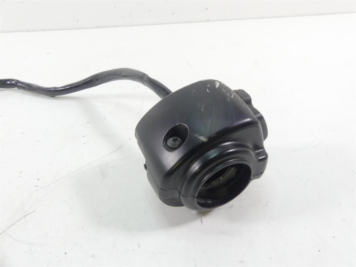 2011 Harley VRSCF Muscle Rod Left Hand Turn Signal Light Control Switch 71682-06 {{ shop.shopifyCountryName }} - Mototech271