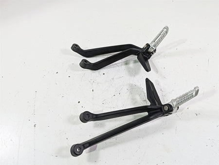 2023 Triumph Street Triple 765 RS Rear Passenger Footpeg Set T2088156 T2088157 {{ shop.shopifyCountryName }} - Mototech271