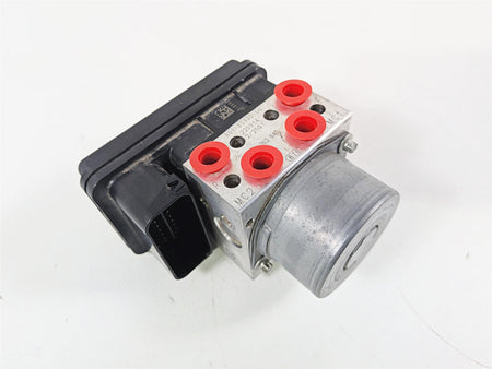 2023 Yamaha MT10 MTN1000 Abs Brake Pump Unit Module B5Y-85930-00 {{ shop.shopifyCountryName }} - Mototech271