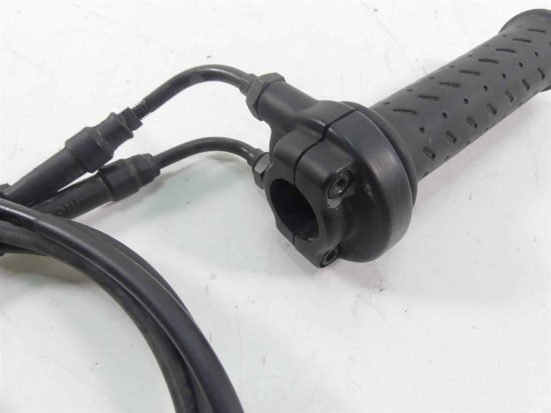 2014 Moto Guzzi Griso 1200 SE 8V Throttle Hand Grip Cable Set GU05603331 {{ shop.shopifyCountryName }} - Mototech271