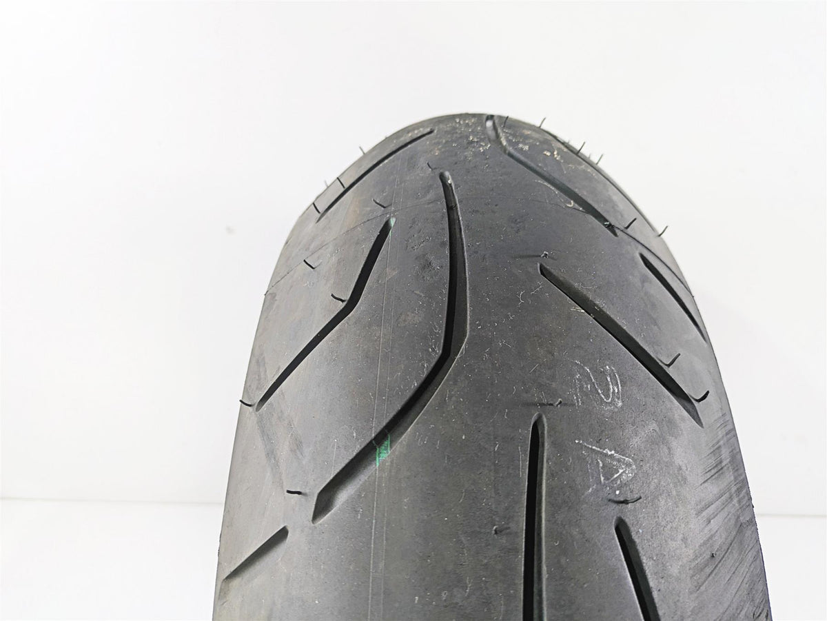 Used Rear Motorcycle Tire Bridgestone Battlax Hypersport S20 R 190/50ZR17 49miles Only {{ shop.shopifyCountryName }} - Mototech271