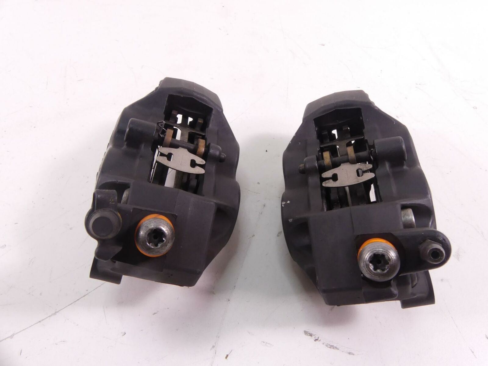 2011 BMW R1200RT K26 Front Brembo Brake Caliper Set 34117711438 34117711439 {{ shop.shopifyCountryName }} - Mototech271