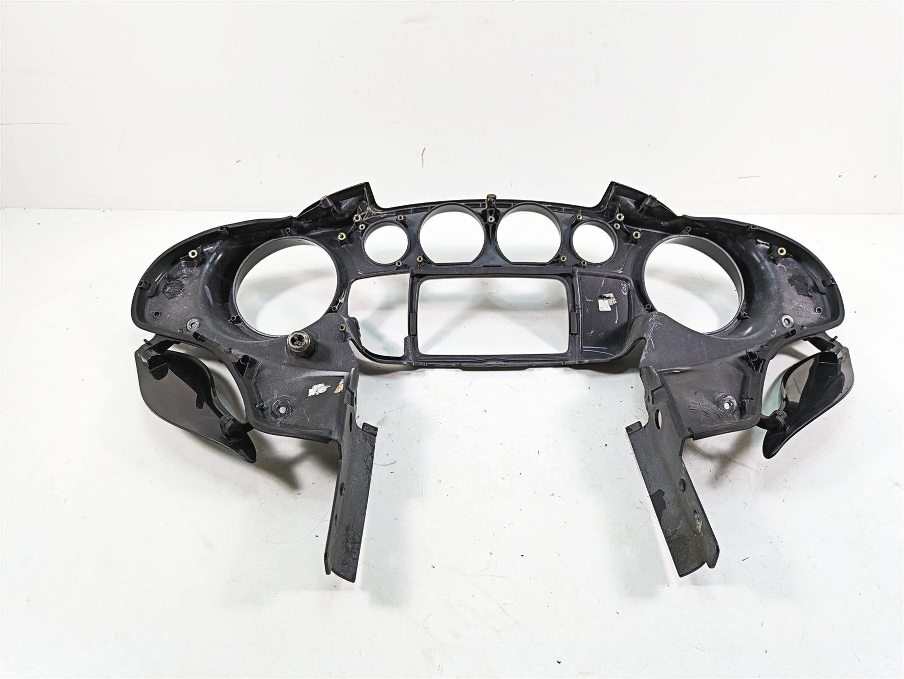 2018 Harley Touring FLHXSE CVO Street Glide Inner Front Fairing Cover 57000111 {{ shop.shopifyCountryName }} - Mototech271