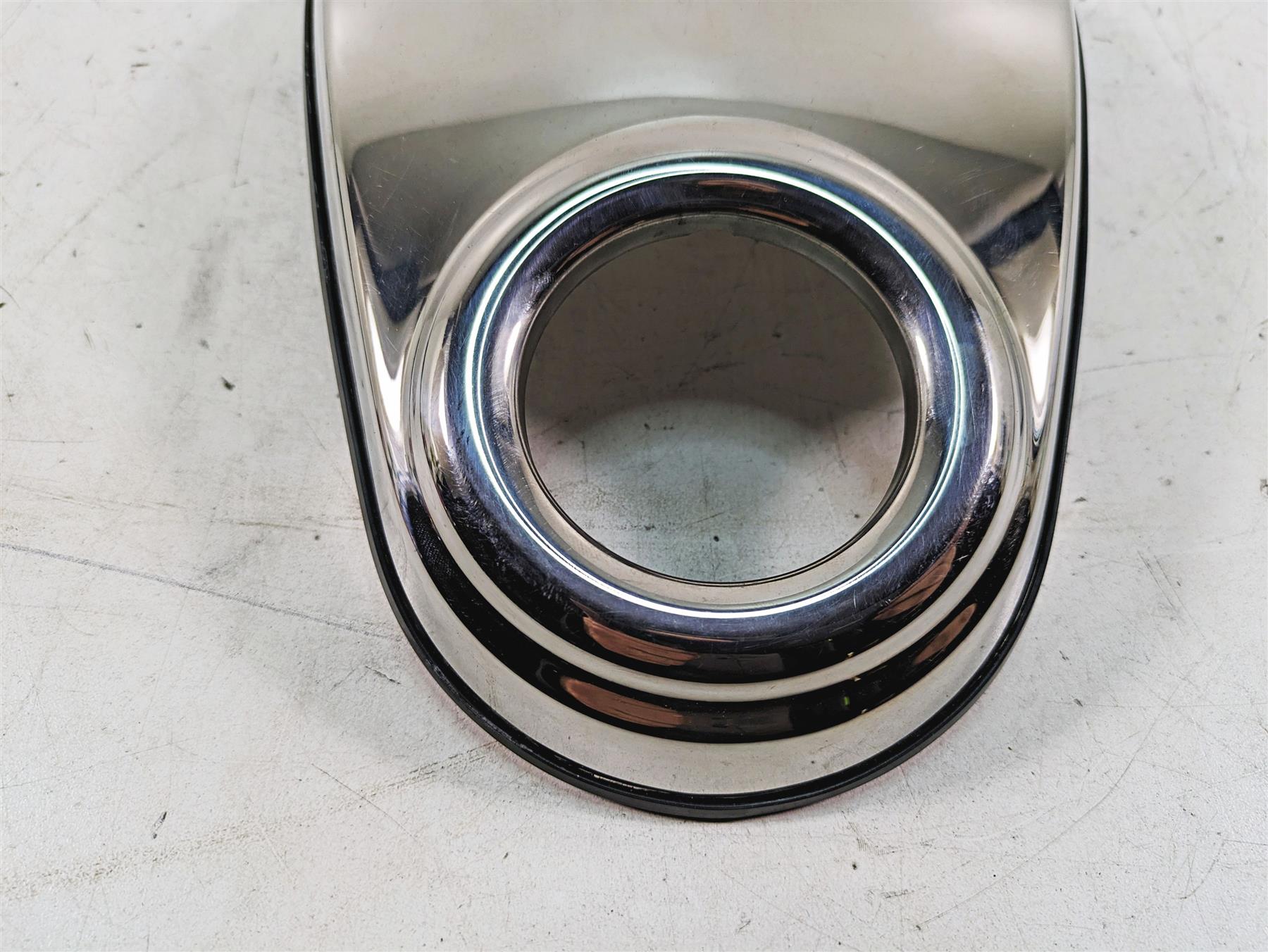 2014 Moto Guzzi California 1400 T Key Dash Upper Tank Cover Fairing B063478 {{ shop.shopifyCountryName }} - Mototech271