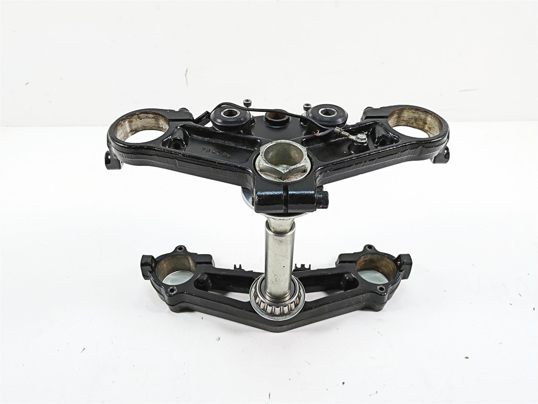 2018 Harley Touring FLHXSE CVO Street Glide Upper Lower Triple Trees 45900091A {{ shop.shopifyCountryName }} - Mototech271