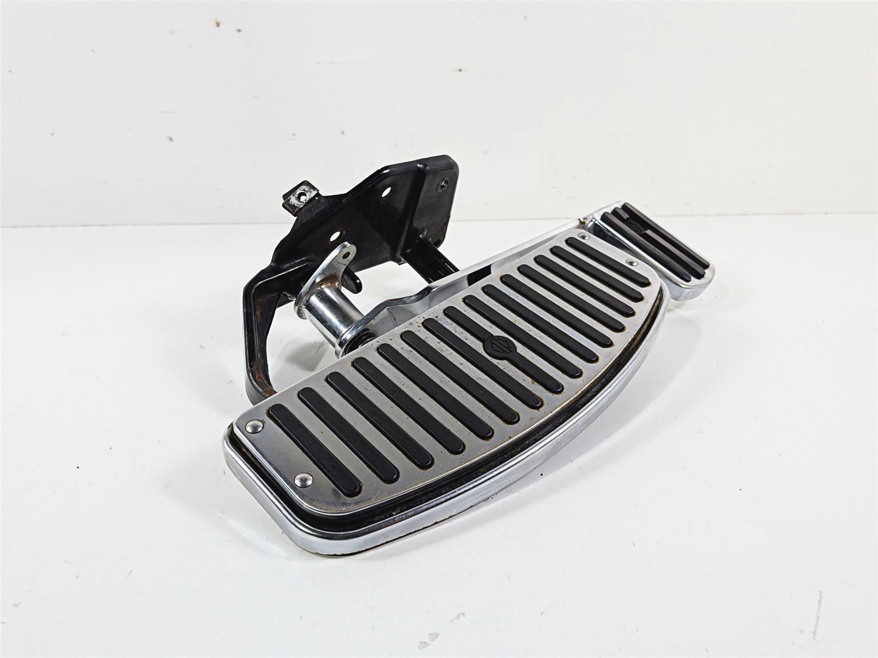 1996 Harley FLSTC Softail Heritage Front Right Floor Board Brake Pedal 42431-87A {{ shop.shopifyCountryName }} - Mototech271