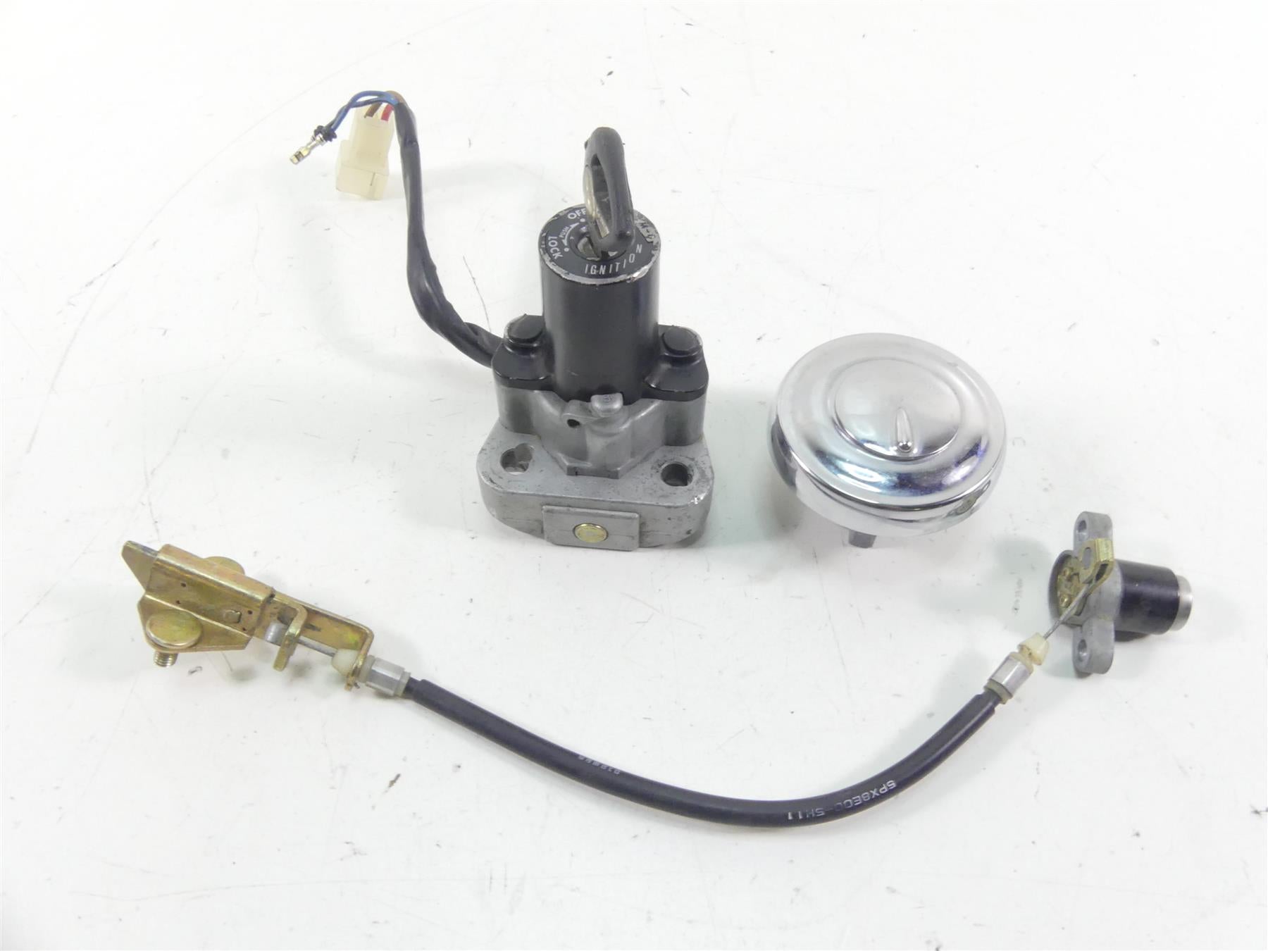 2006 Yamaha Roadliner XV1900 Ignition Switch Key Lock Set - Read 1D7-82501-00-00 | Mototech271