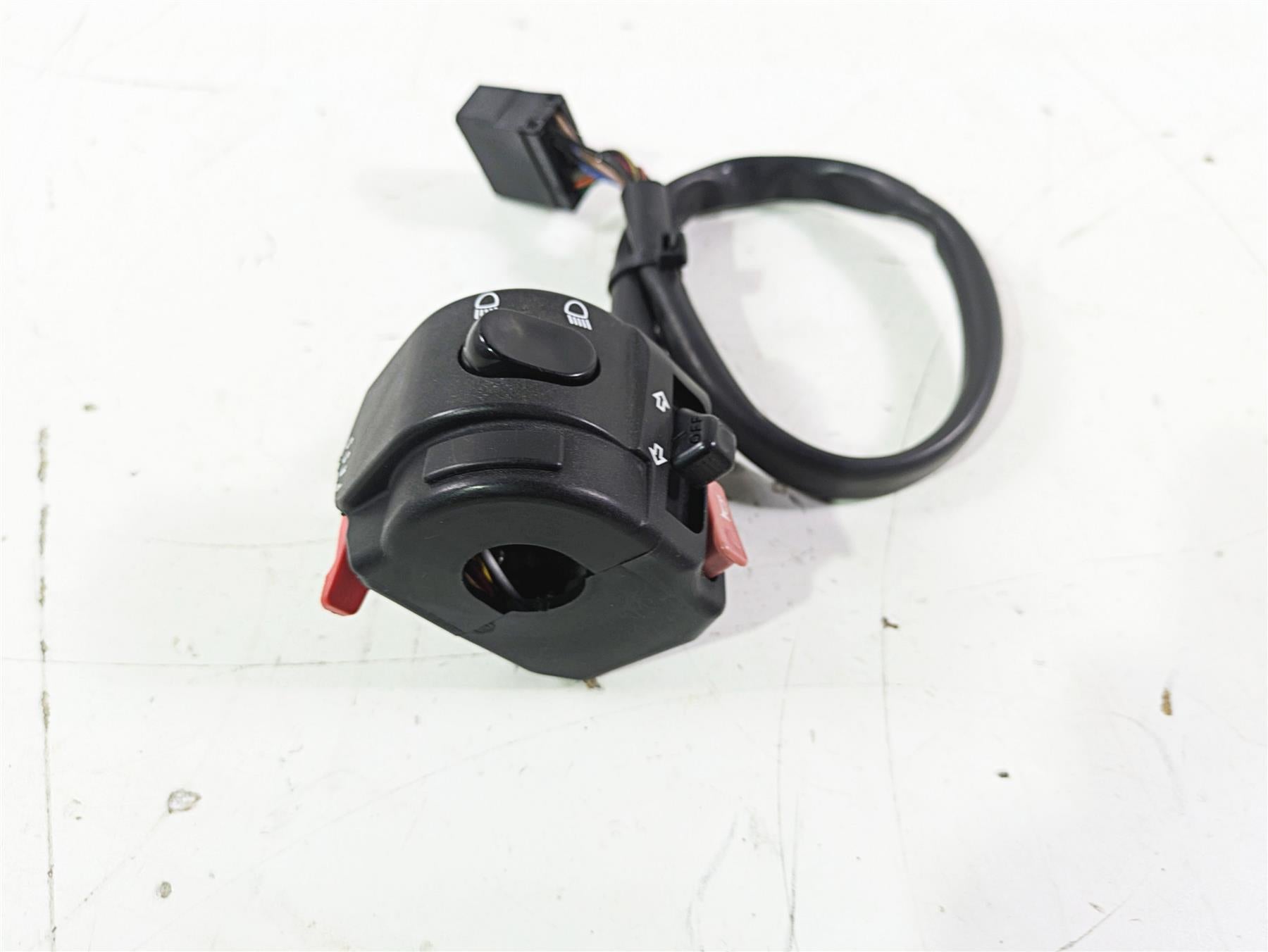 2012 Triumph Daytona 675 Left Hand Turn Signal Control Switch - Read T2040274 {{ shop.shopifyCountryName }} - Mototech271