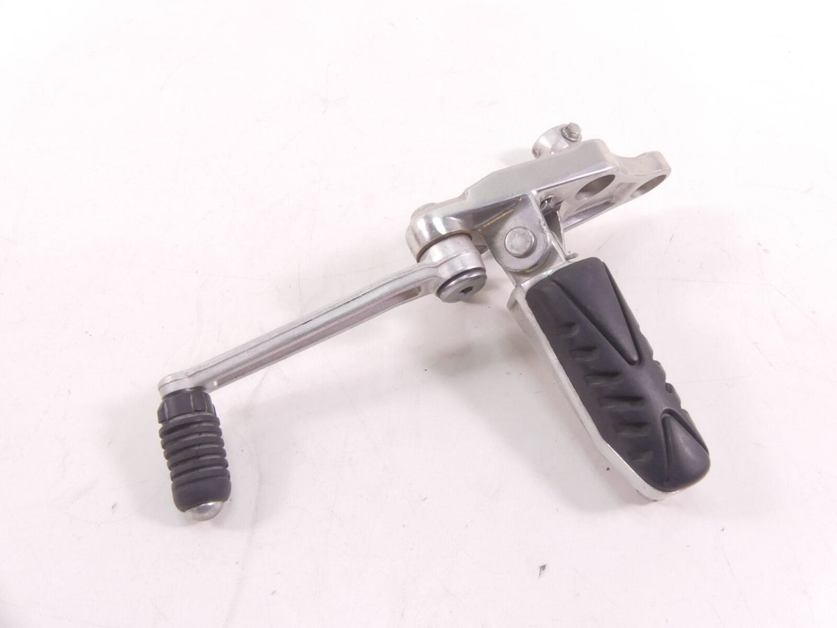 2014 Yamaha VMX17 V-Max 1700 Left Footpeg Foot Peg & Shifter Set 2S3-27442-00 {{ shop.shopifyCountryName }} - Mototech271