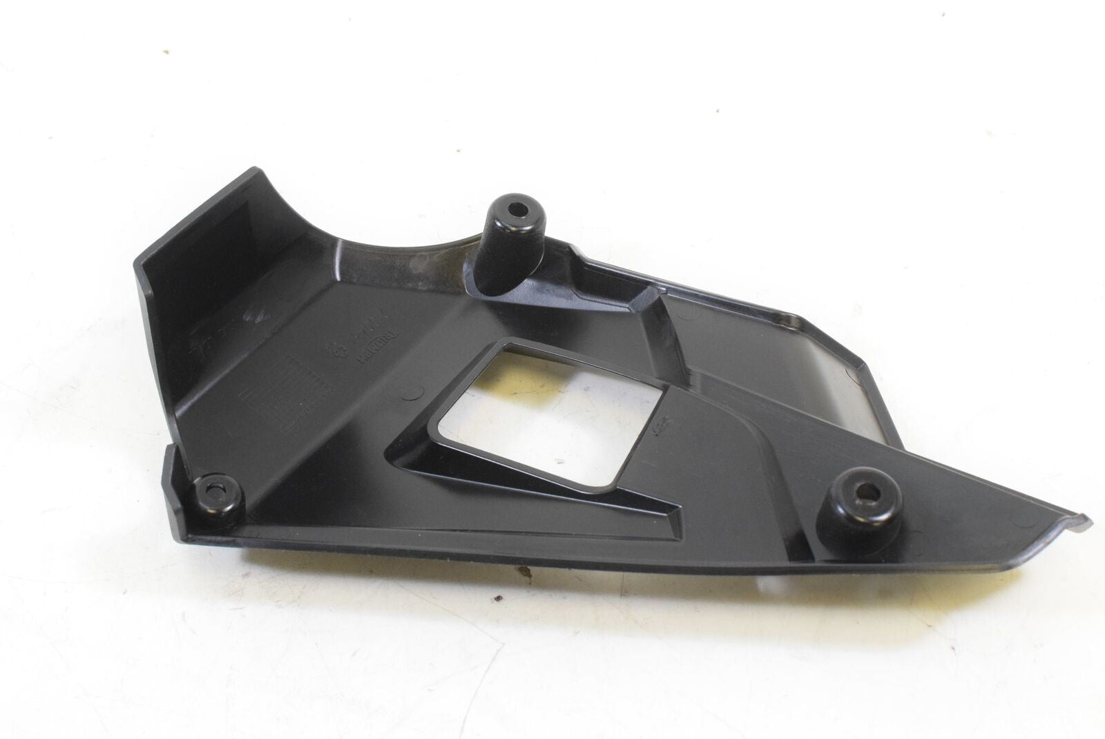 2013 Triumph Tiger 1215 Explorer XC Left Side Cover Fairing T2100461 {{ shop.shopifyCountryName }} - Mototech271