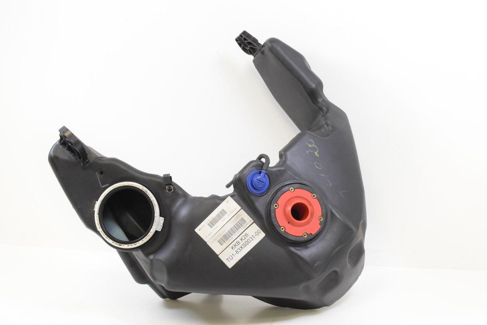 09 BMW R1200RT R1200 RT K26 Fuel Gas Petrol Tank Reservoir 16117699596 {{ shop.shopifyCountryName }} - Mototech271
