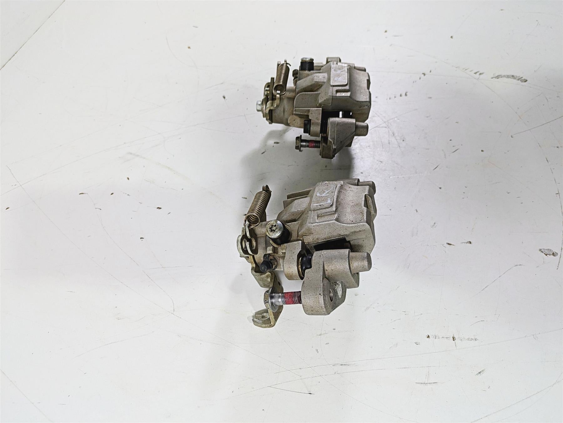2022 Kawasaki Teryx KRX KRF 1000 C SE Rear Bake Caliper Set 43080-0223 {{ shop.shopifyCountryName }} - Mototech271