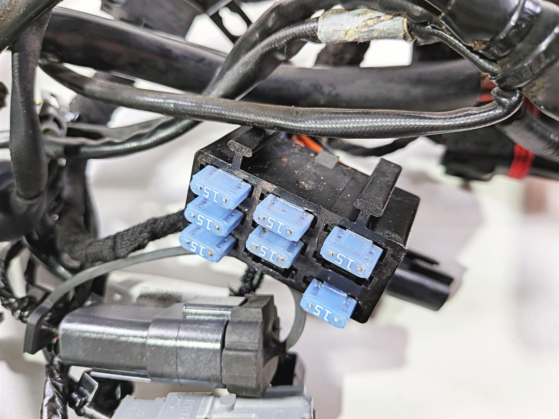 2011 Harley FXDF Dyna Fat Bob Wiring Harness Loom - No Cuts 69603-08A {{ shop.shopifyCountryName }} - Mototech271