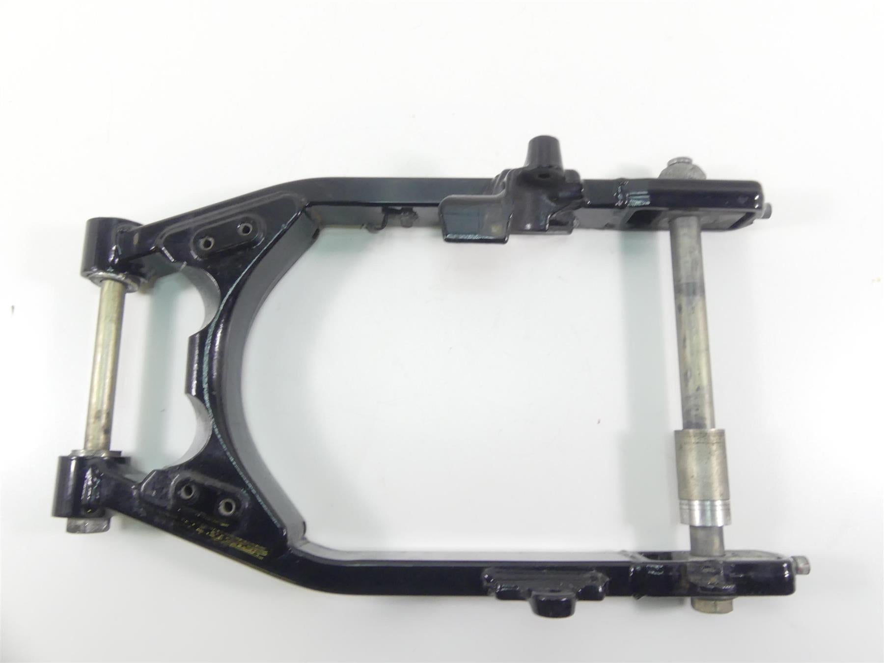 2016 Harley FXDL Dyna Low Rider Rear Swingarm Swing Arm + 25mm Axle 47820-10 {{ shop.shopifyCountryName }} - Mototech271