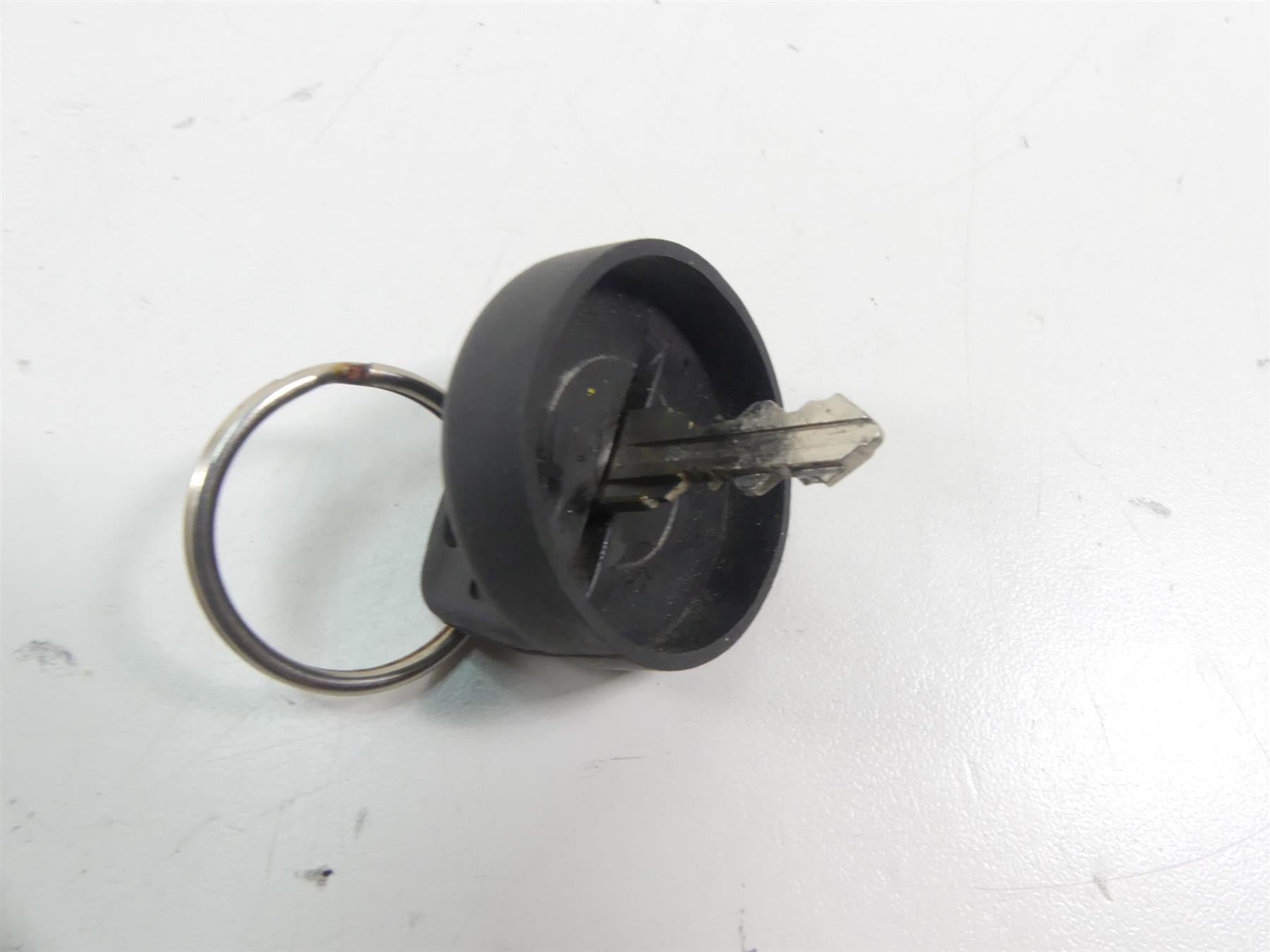 2017 Arctic Mountain Cat M8000 153 Ignition Switch & Key 0609-910 90202 {{ shop.shopifyCountryName }} - Mototech271