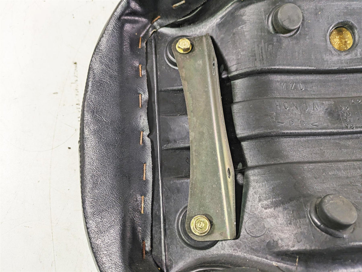 1998 Honda GL1500 Valkyrie Tour Rear Passenger Seat Saddle 77300-MZ0-760 {{ shop.shopifyCountryName }} - Mototech271