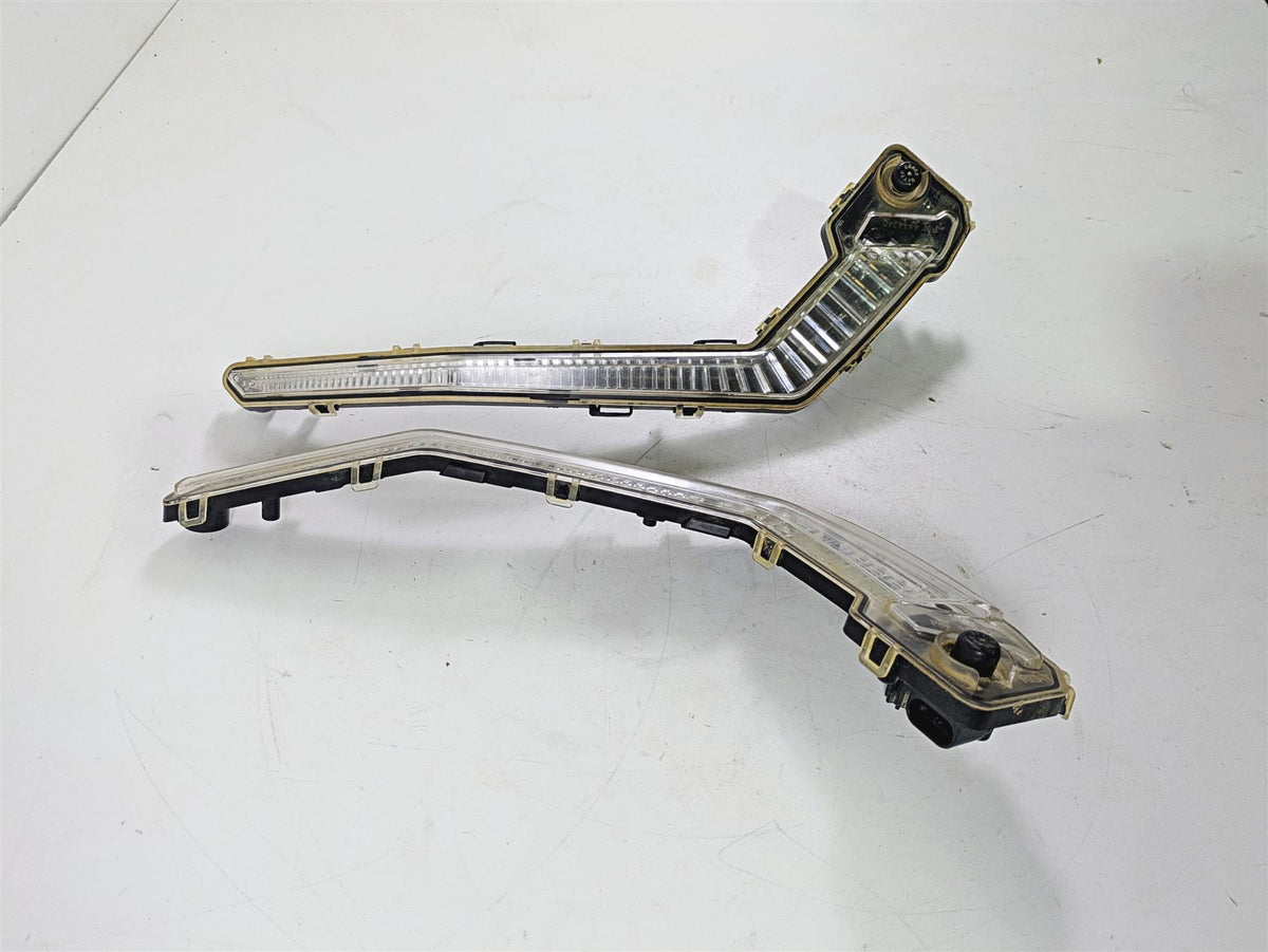 2020 Can Am Maverick X3 Turbo R STD Front Signature Running Light Set 710004994 {{ shop.shopifyCountryName }} - Mototech271