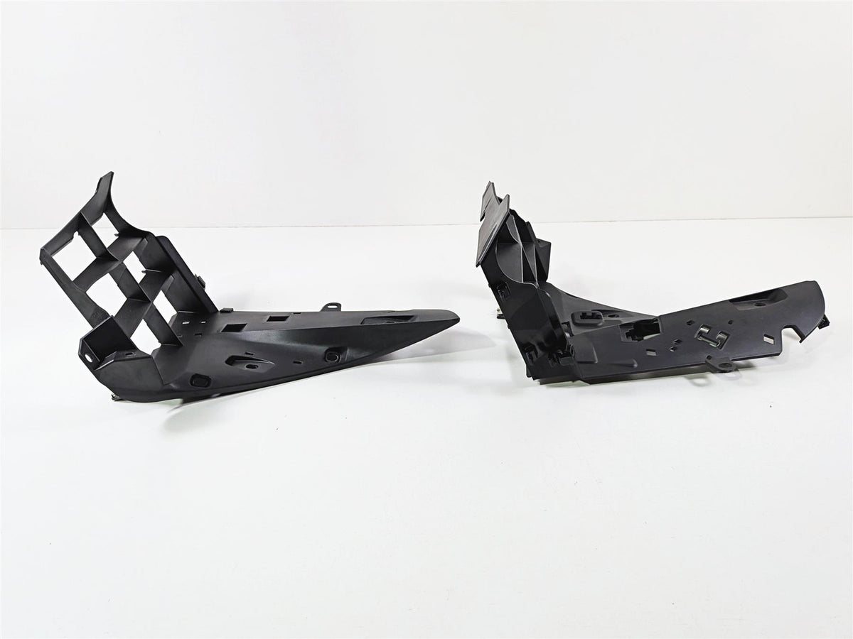 2023 BMW R1250RT RTP K52 Right Left Radiator Plastics Scoop Ram Set 46631541735 {{ shop.shopifyCountryName }} - Mototech271
