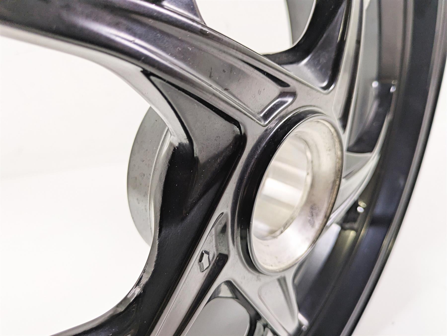 2022 Ducati Streetfighter V2 Straight Rear Wheel Rim 17x5.5 50212181AA {{ shop.shopifyCountryName }} - Mototech271