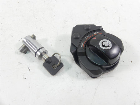 2012 Harley VRSCF Muscle Rod Ignition Switch Key Lock Set 70020-05 {{ shop.shopifyCountryName }} - Mototech271