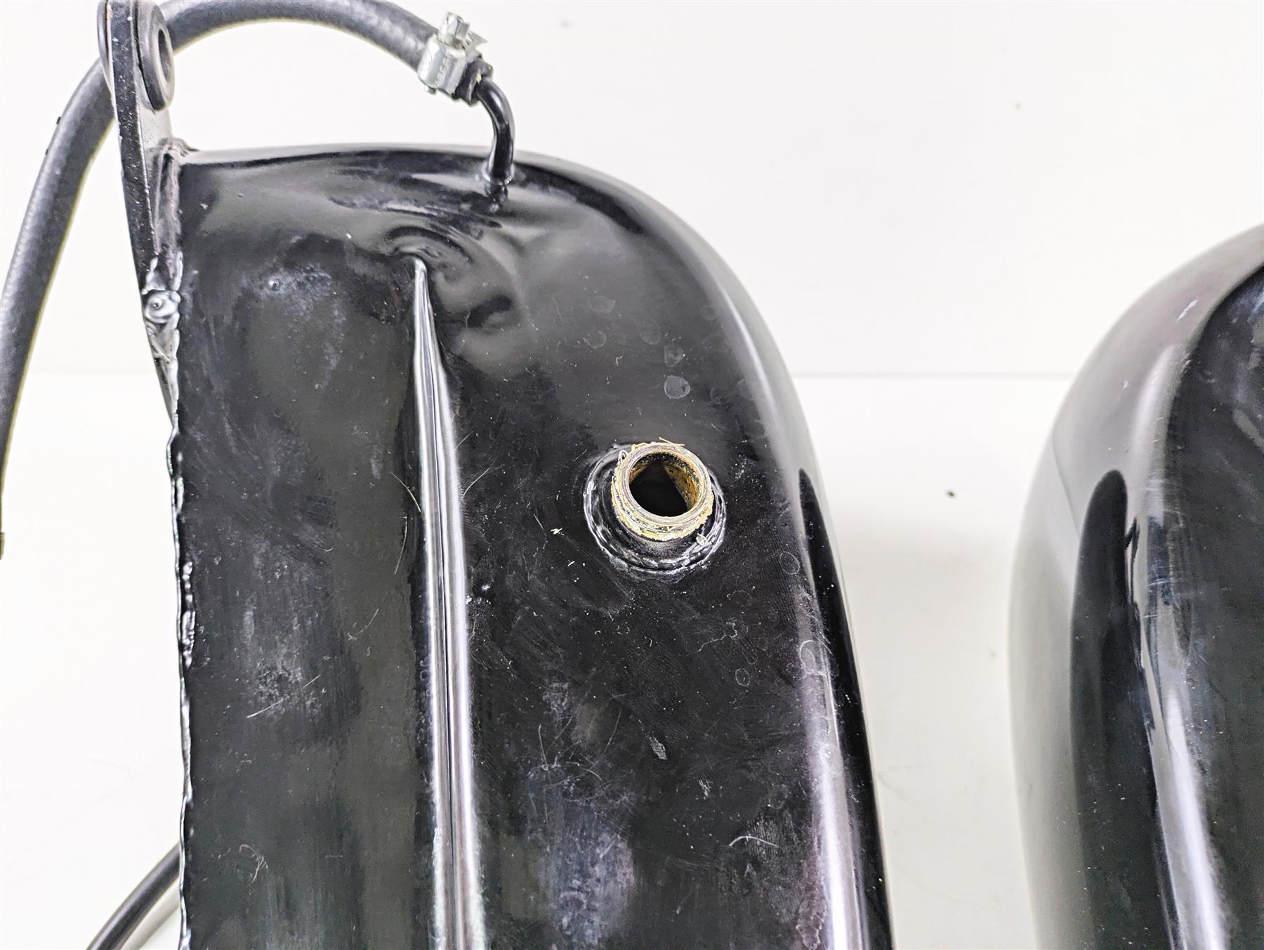 2002 Big Dog Pitbull Clean Left & Right Fuel Gas Petrol Split Tank {{ shop.shopifyCountryName }} - Mototech271