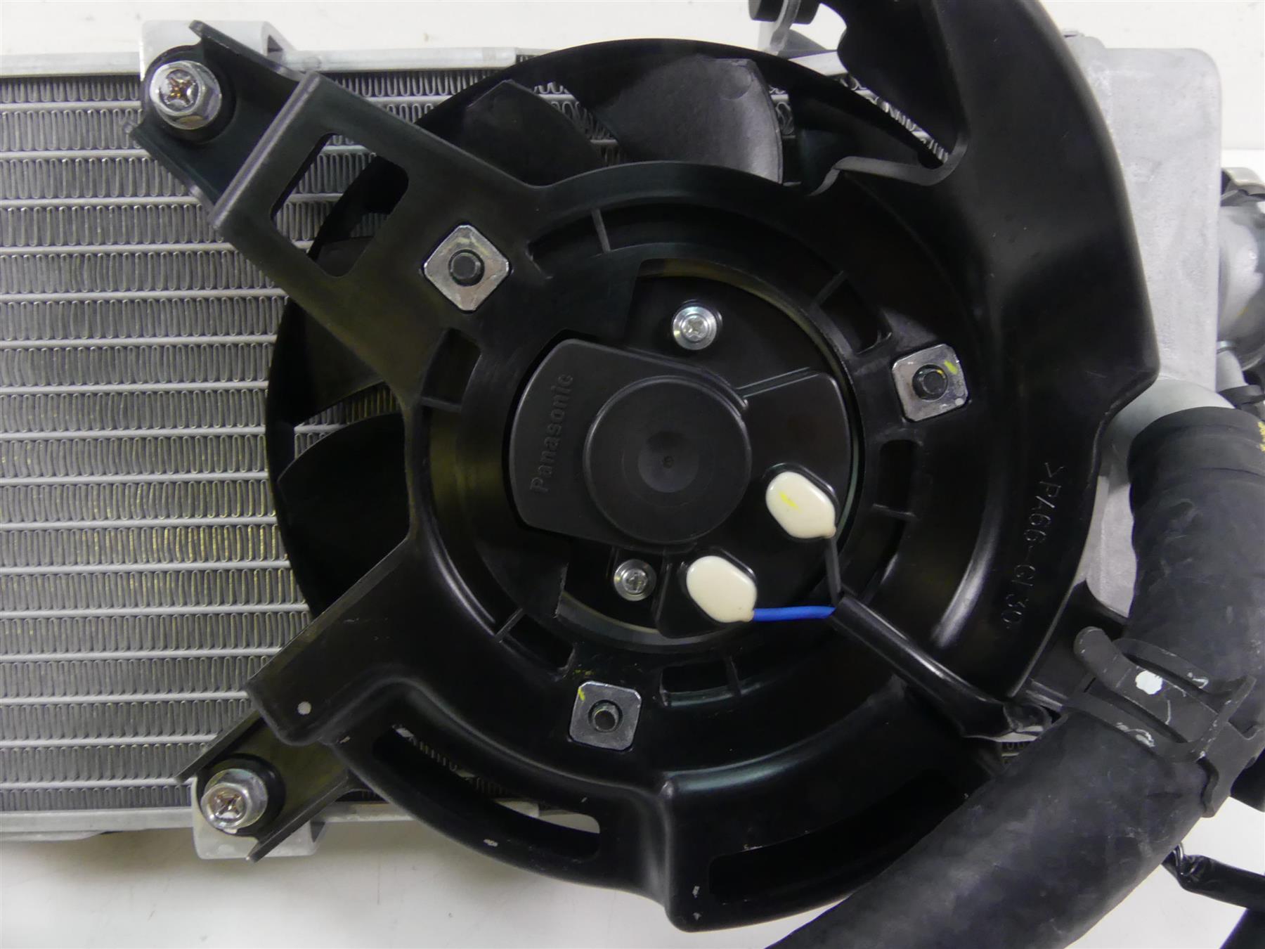 2022 Kawasaki KLR650 KL650 Adv Radiator Fan Reservoir Shrouds Set 39060-0744 {{ shop.shopifyCountryName }} - Mototech271