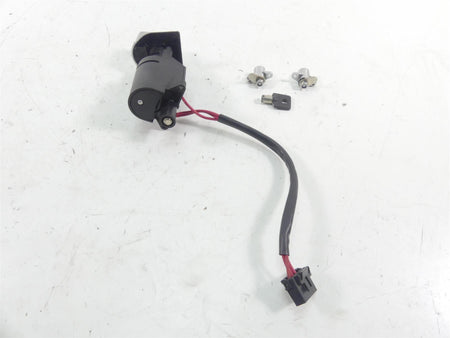 2005 Harley Touring CVO FLHTCSE Electra Glide Ignition Switch Key Lock 71640-99 {{ shop.shopifyCountryName }} - Mototech271