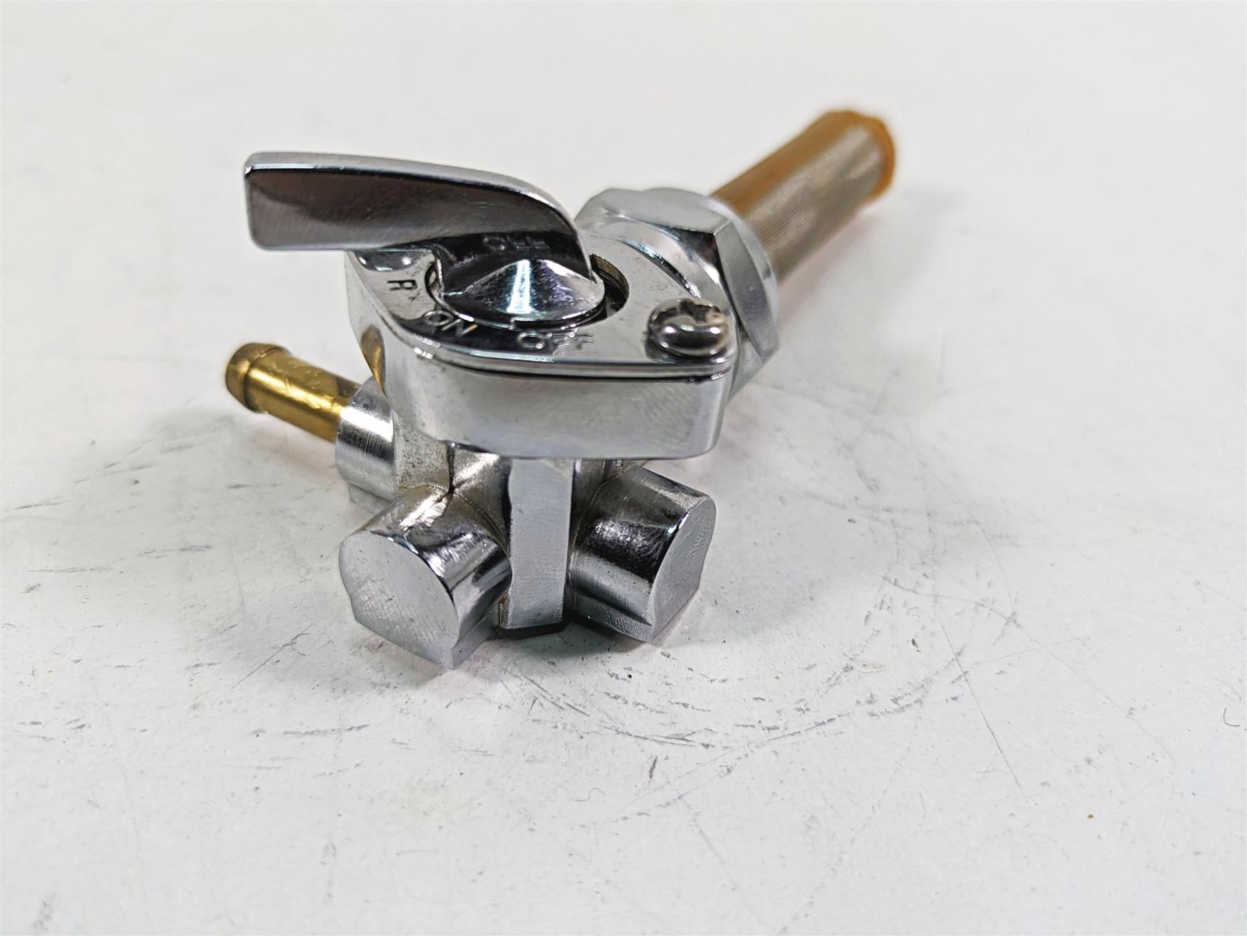 1999 Harley Touring FLHTC Electra Glide Fuel Gas Petrol Petcock Valve 61338-94D {{ shop.shopifyCountryName }} - Mototech271