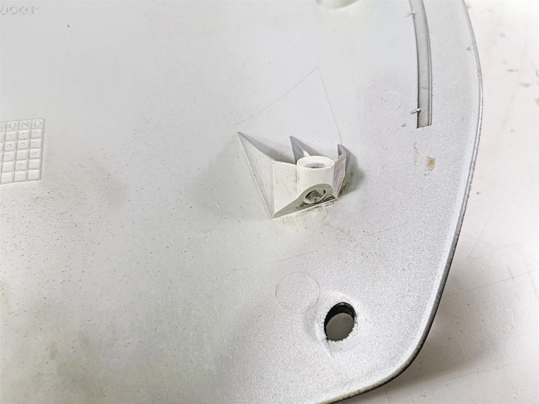 2004 BMW R1150GS R21 Front Upper Visor Cover & Mounts 46632328686 {{ shop.shopifyCountryName }} - Mototech271