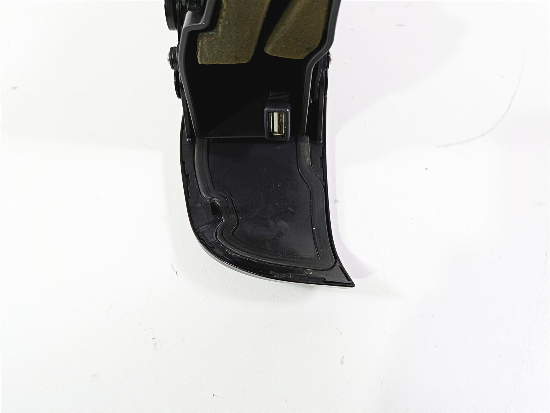2017 Harley Touring FLHTKSE CVO E-Glide Media Storage Compartment Box 76000107A {{ shop.shopifyCountryName }} - Mototech271