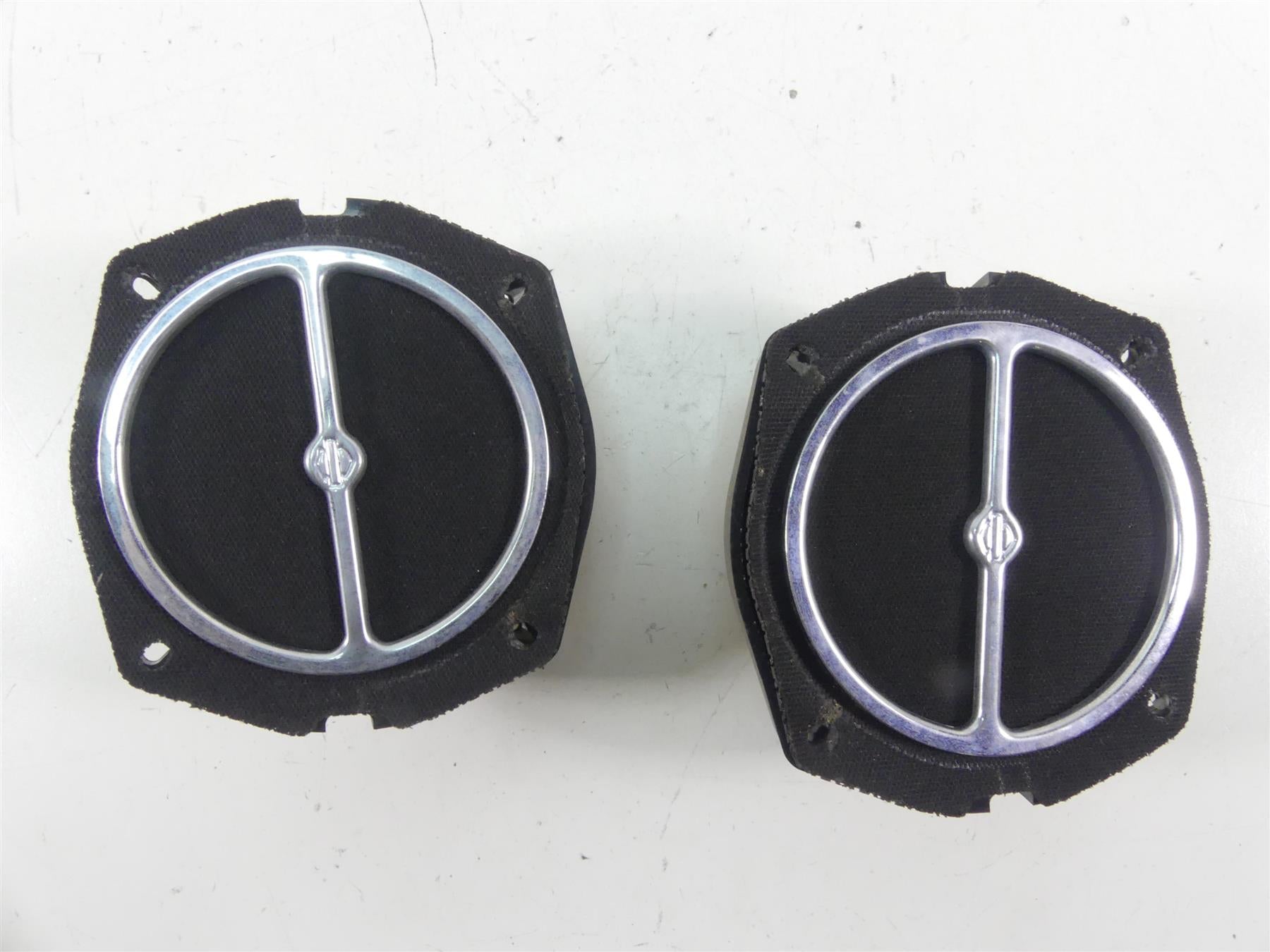 2005 Harley Touring CVO FLHTC SE Electra Glide Front Speaker Set 77178-01 {{ shop.shopifyCountryName }} - Mototech271