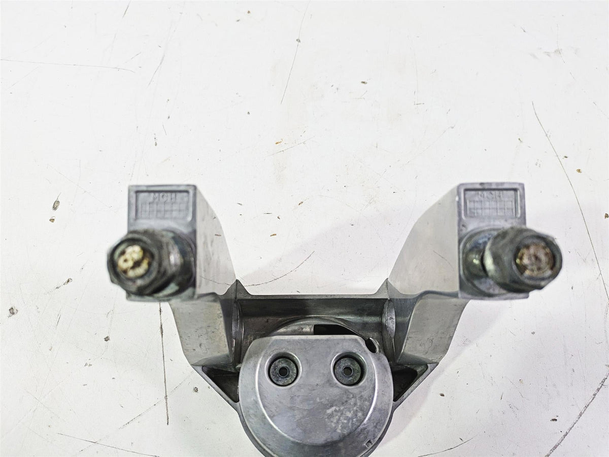 2002 Honda V-Twin VTX1800 C Handlebar Riser Speedo Holder Set 53231-MCH-000 {{ shop.shopifyCountryName }} - Mototech271