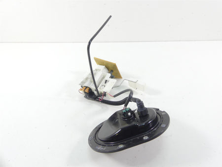 2016 Indian Chief Dark Horse Fuel Gas Petrol Pump + Level Sender -Tested 2521787 {{ shop.shopifyCountryName }} - Mototech271