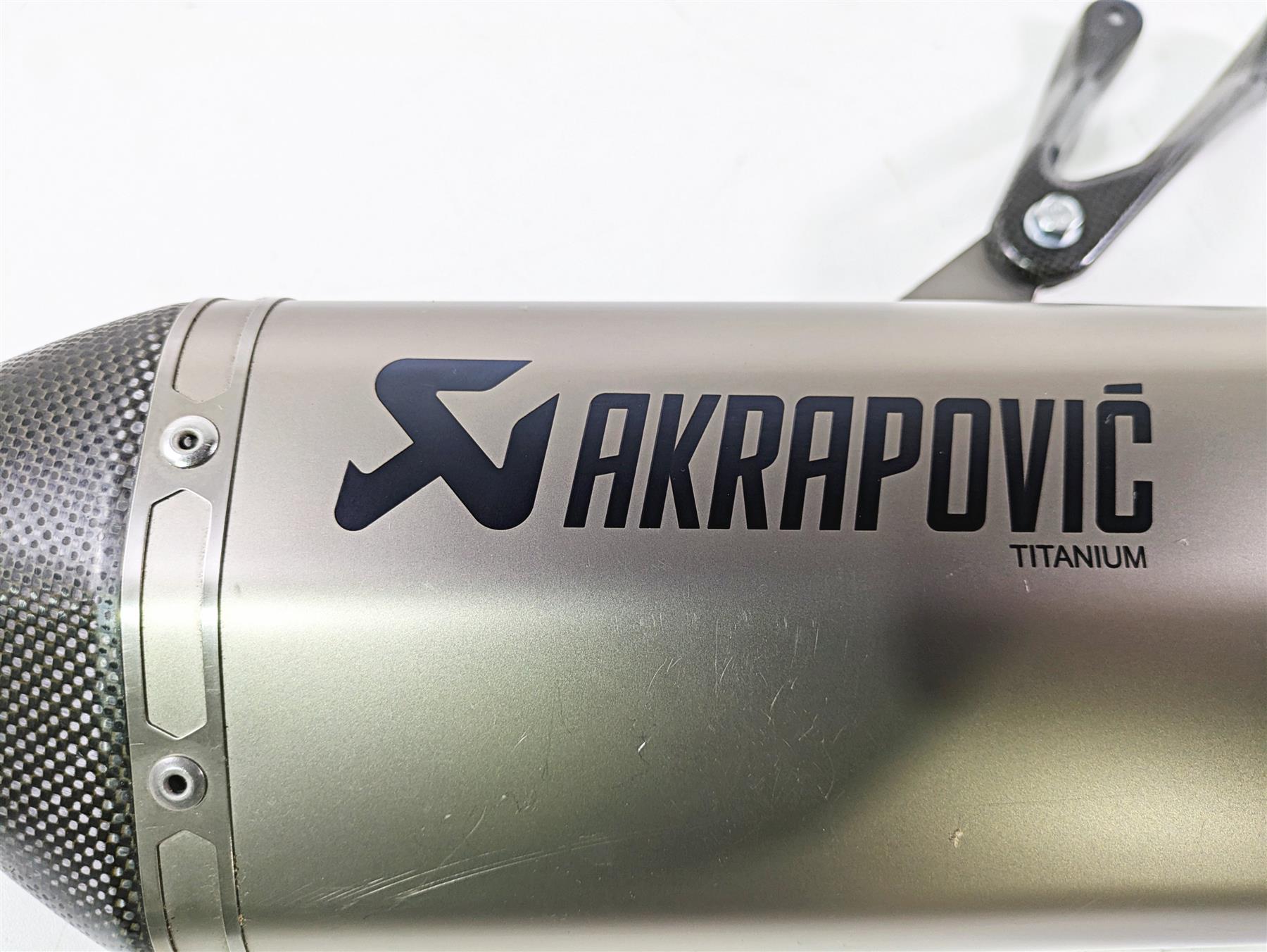 2016 BMW S1000RR K46 Akrapovic Exhaust Muffler Titanium S-B10SO2-HRT M-HR045 {{ shop.shopifyCountryName }} - Mototech271